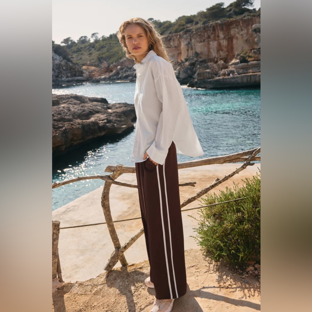 Z Supply Brown Track Pants with White Side Stripes